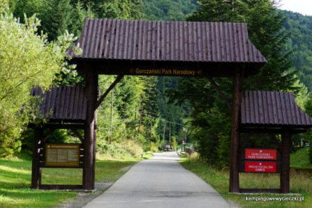 Gorczański Park Narodowy wjazd z Koninek