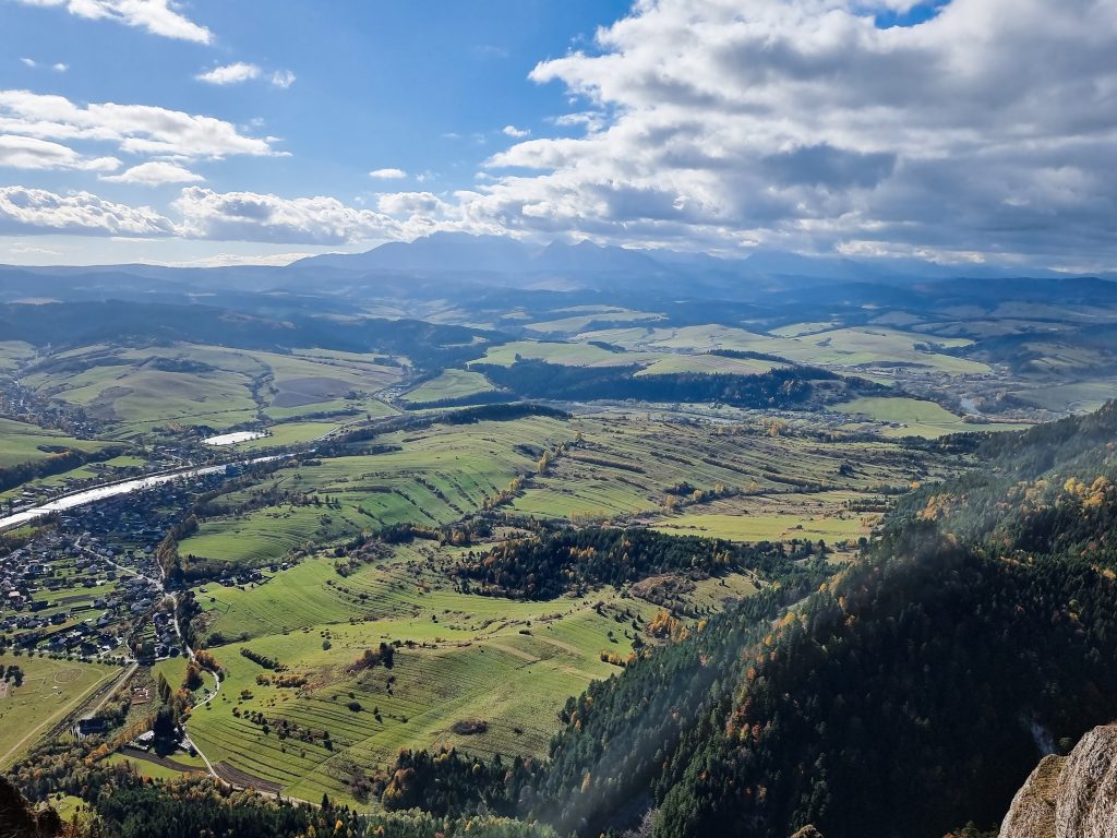 Panorama z Trzech Koron na Sromowce Niżne