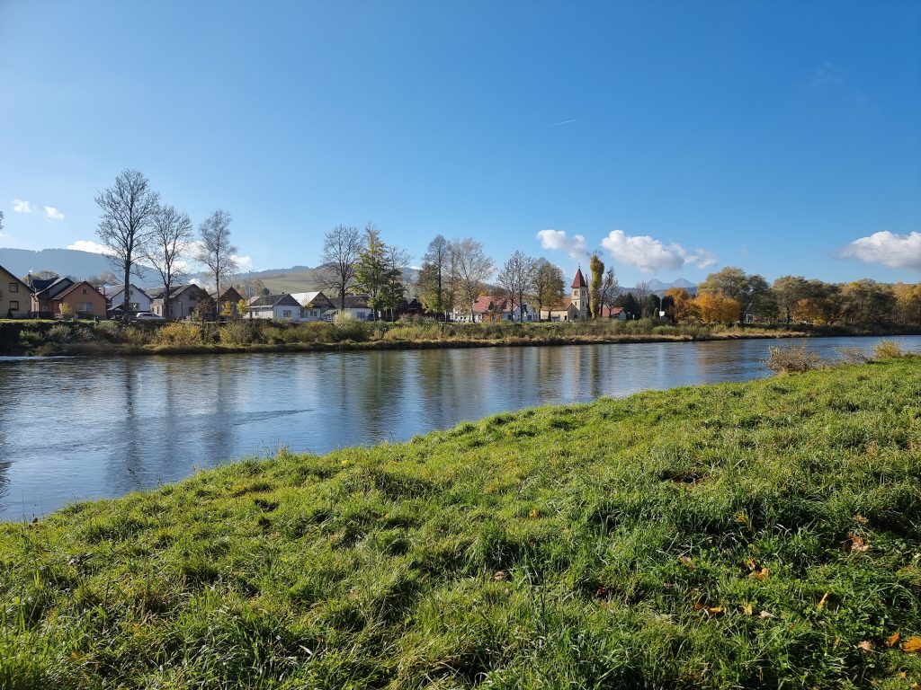 Dunajec w Sromowcach Niżnych